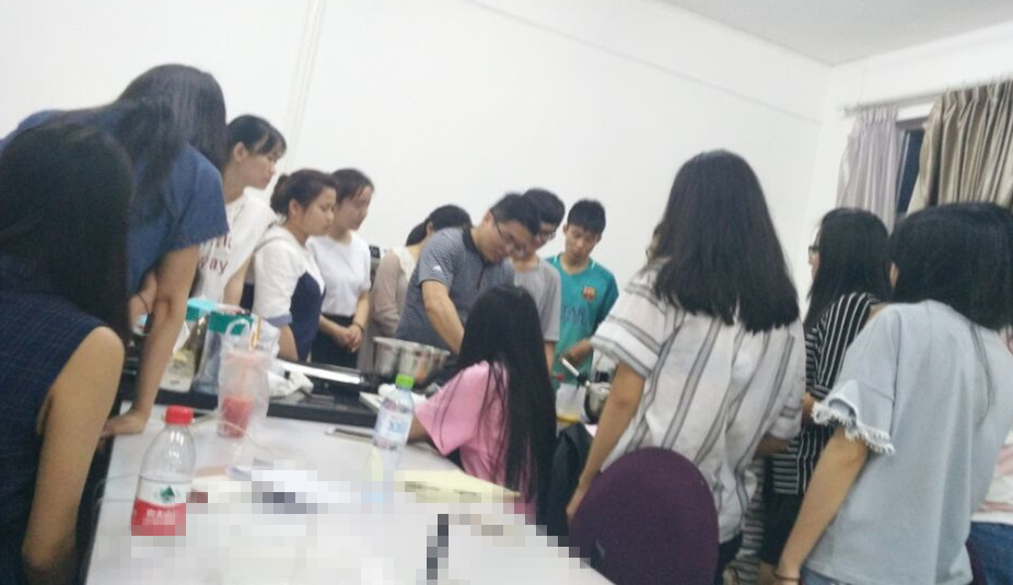 旅游学院专业拓展兴趣小组系列活动之西点调制二组活动简报