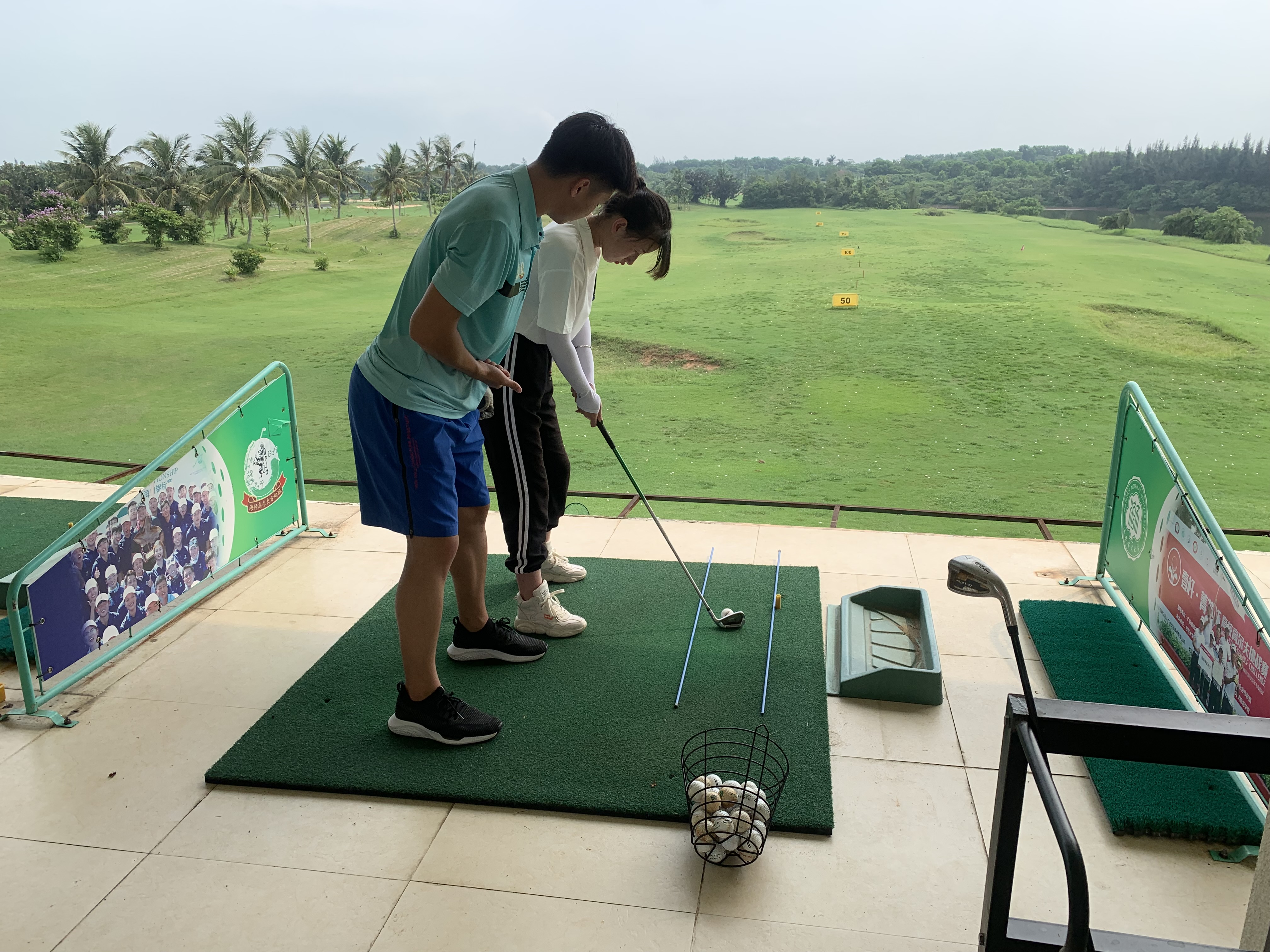 旅游学院创新创业实践周系列活动：美兰高尔夫俱乐部实践活动