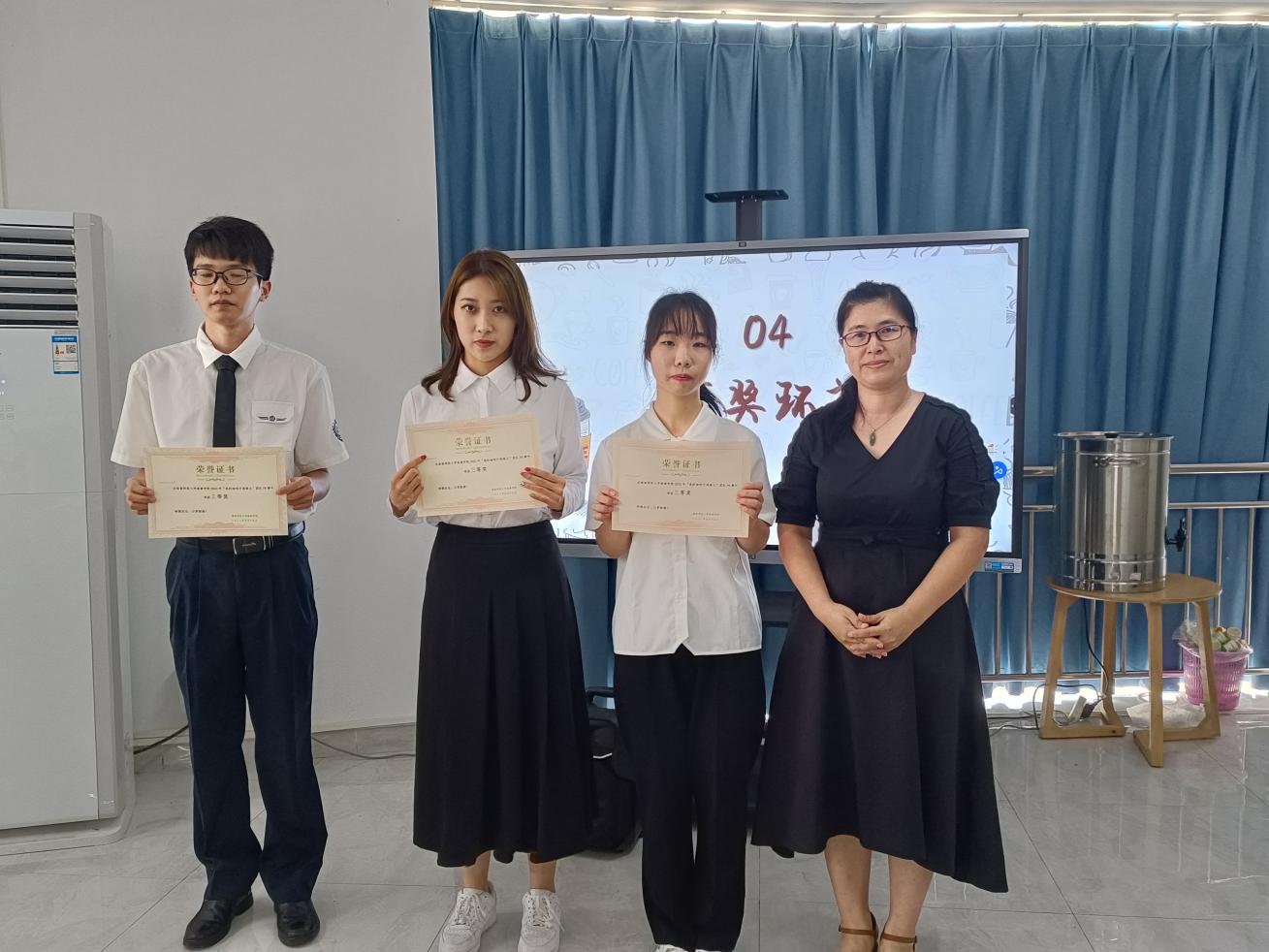 制作醇美咖啡 培养创新创业意识 提升专业素养 海南师范大学旅游学院酒店管理系 “我的