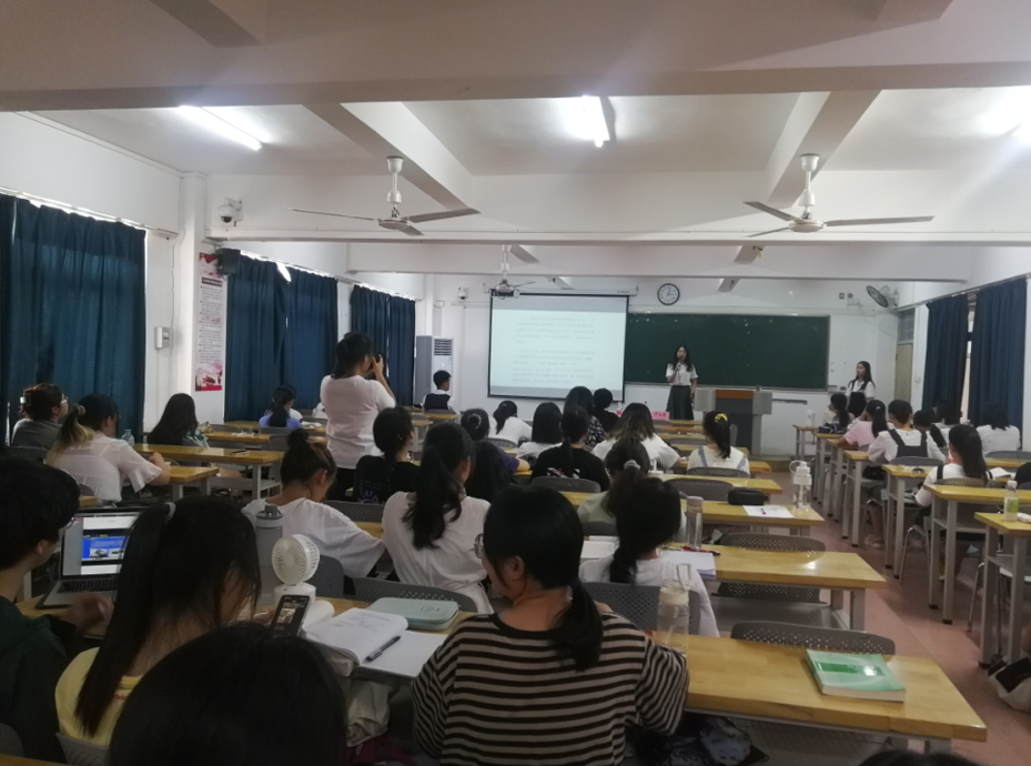 旅游学院举办考研交流会