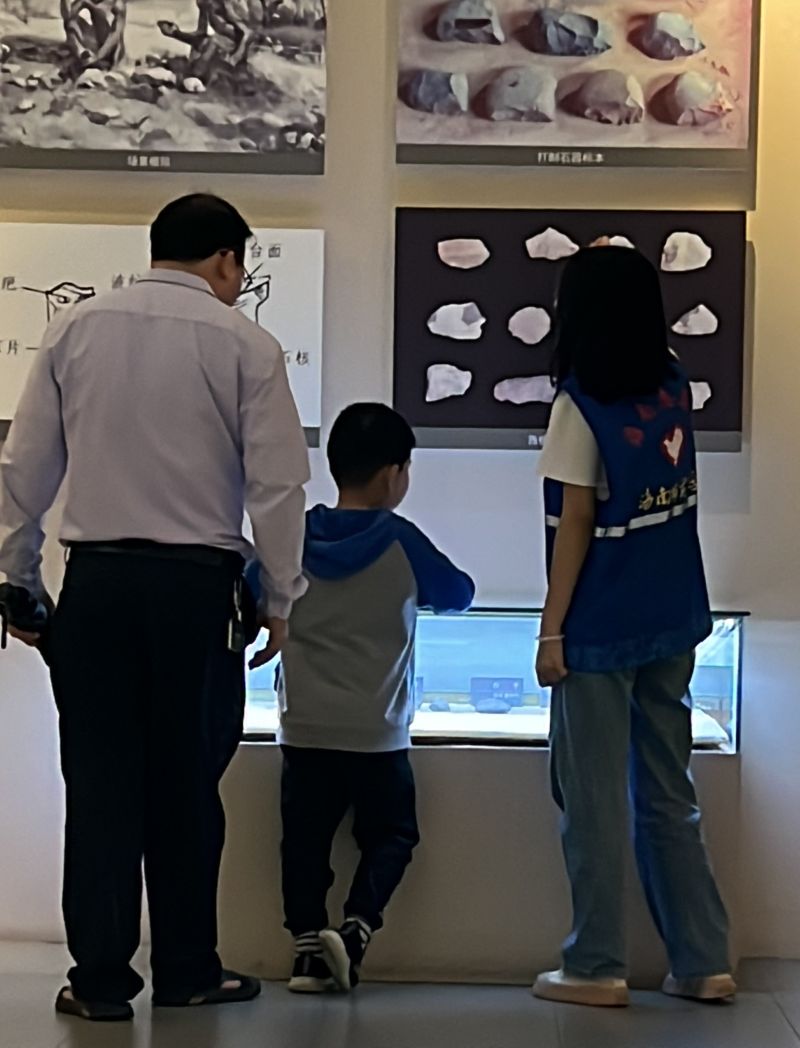 旅游学院在海口市博物馆开展志愿服务讲解活动