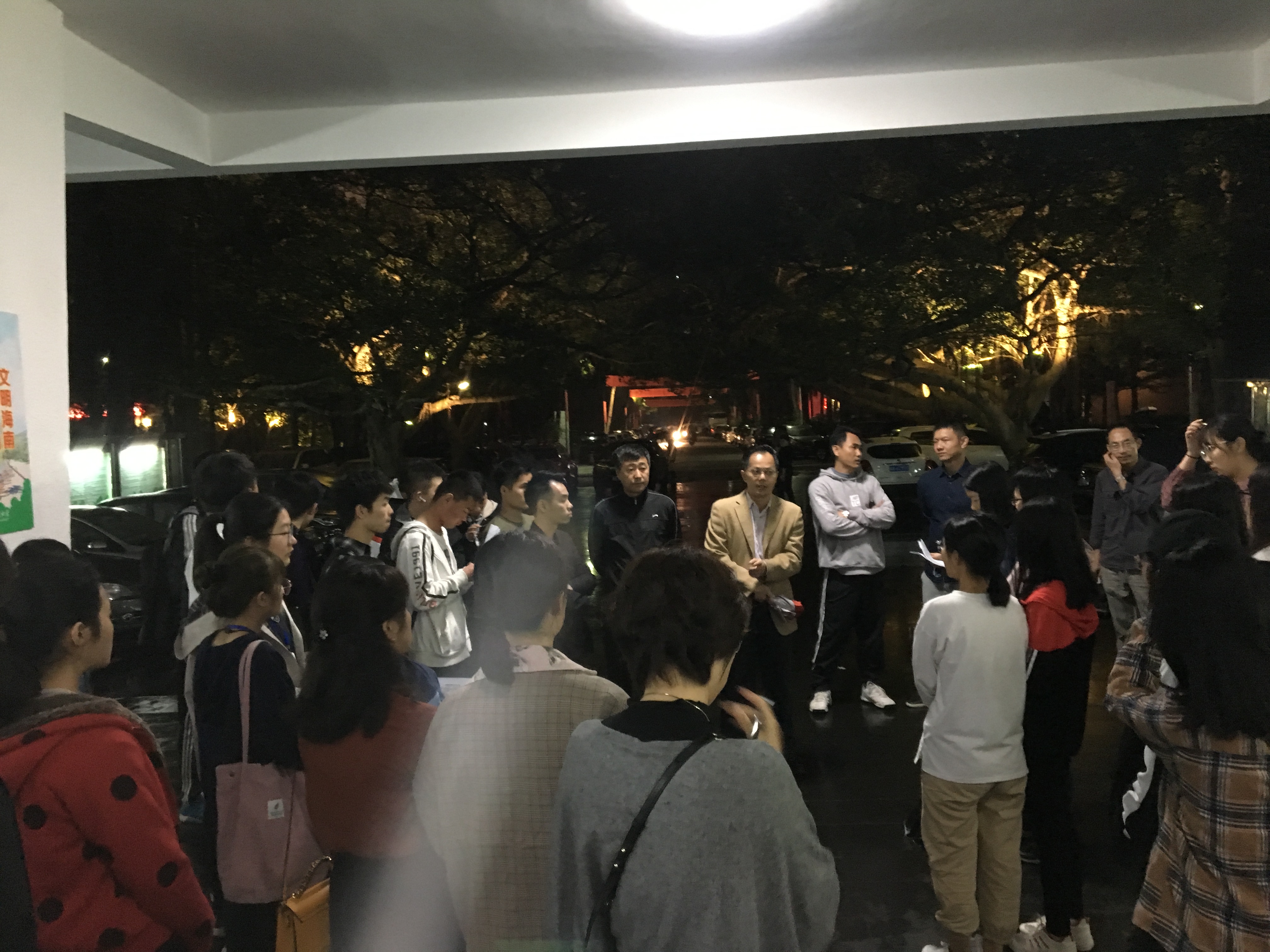 旅游学院开展新学期宿舍走访工作