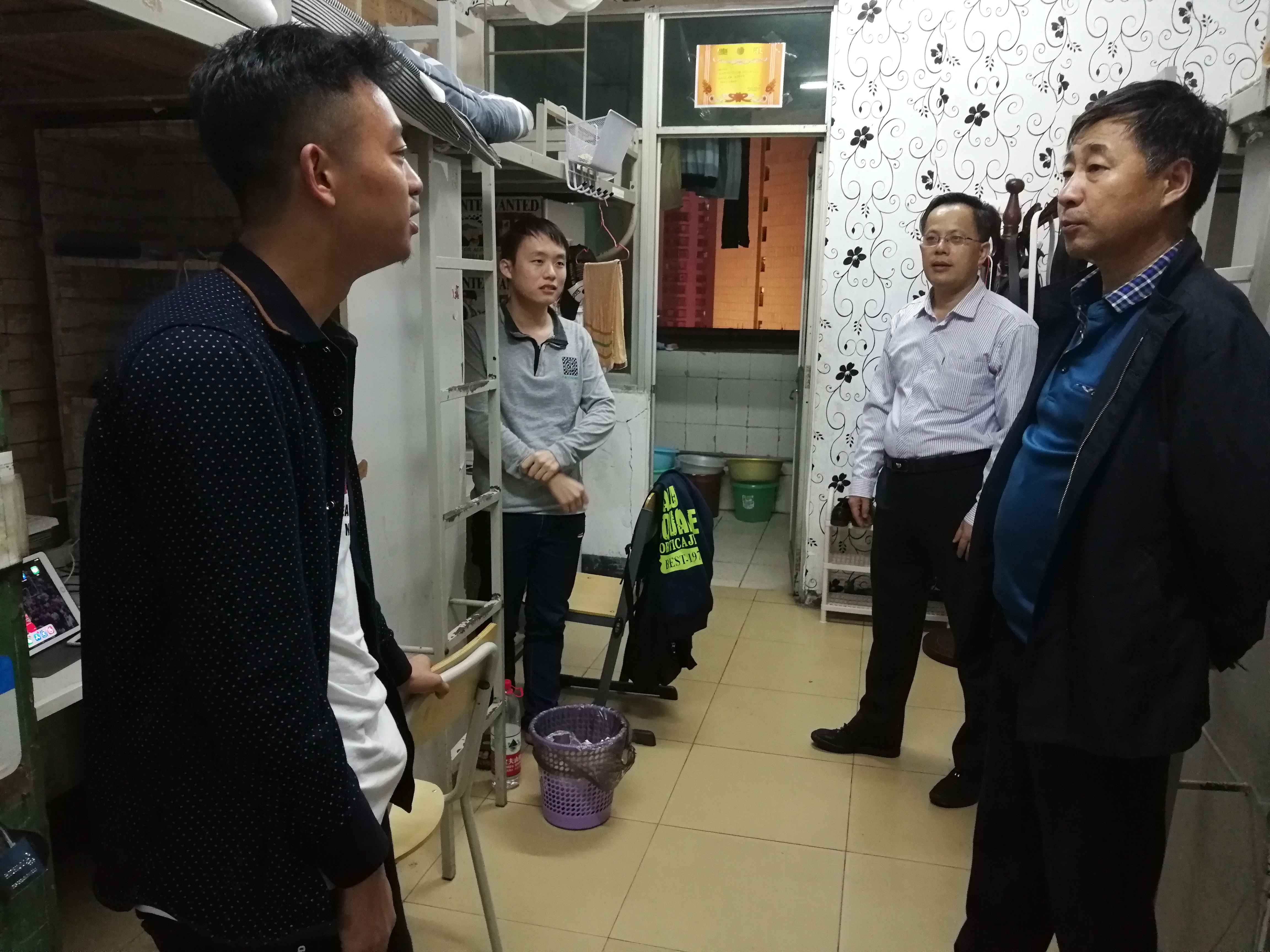 旅游学院开展新学期宿舍走访工作