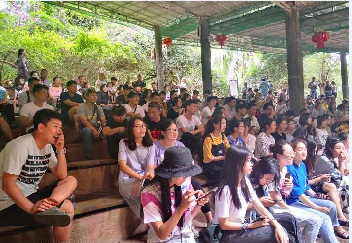 旅游学院创新创业实践周系列活动:琼海及三亚调研实践活动