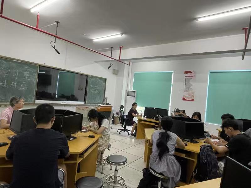 旅游学院举办教学座谈会