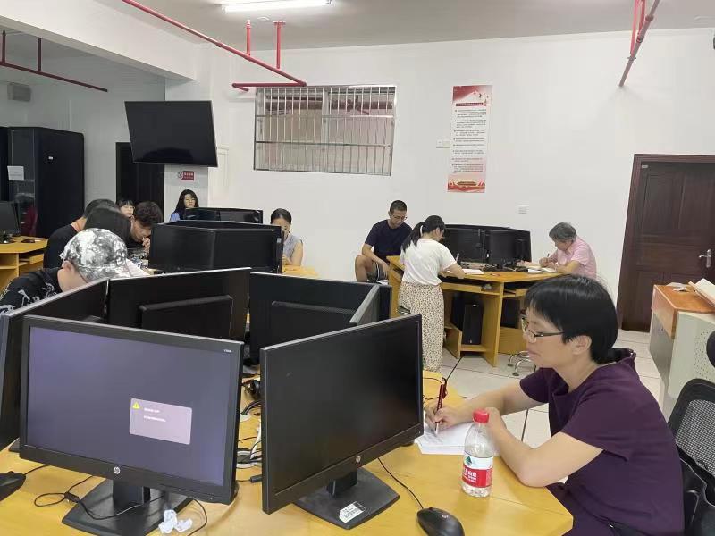 旅游学院举办教学座谈会