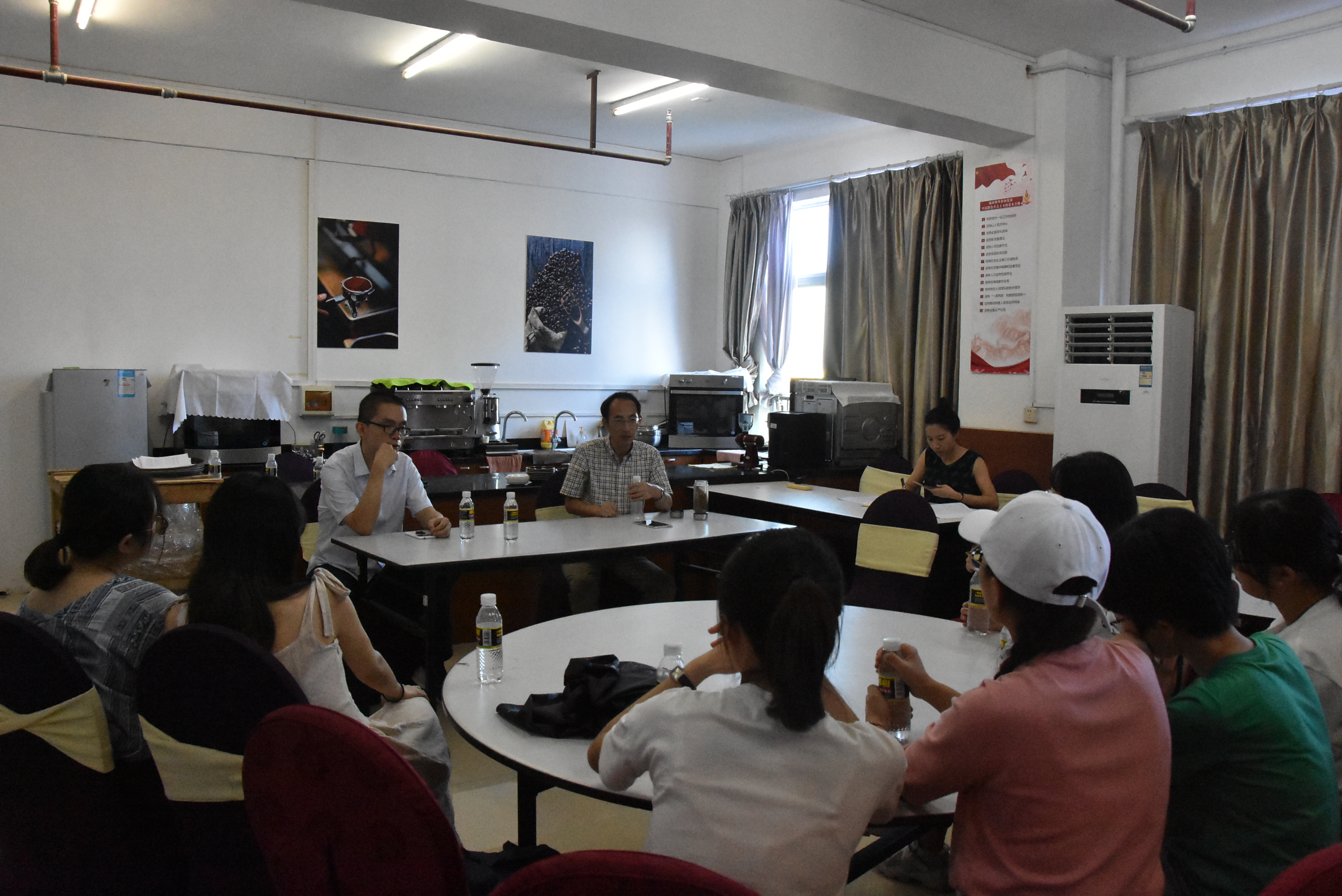 旅游学院举办考研辅导交流会