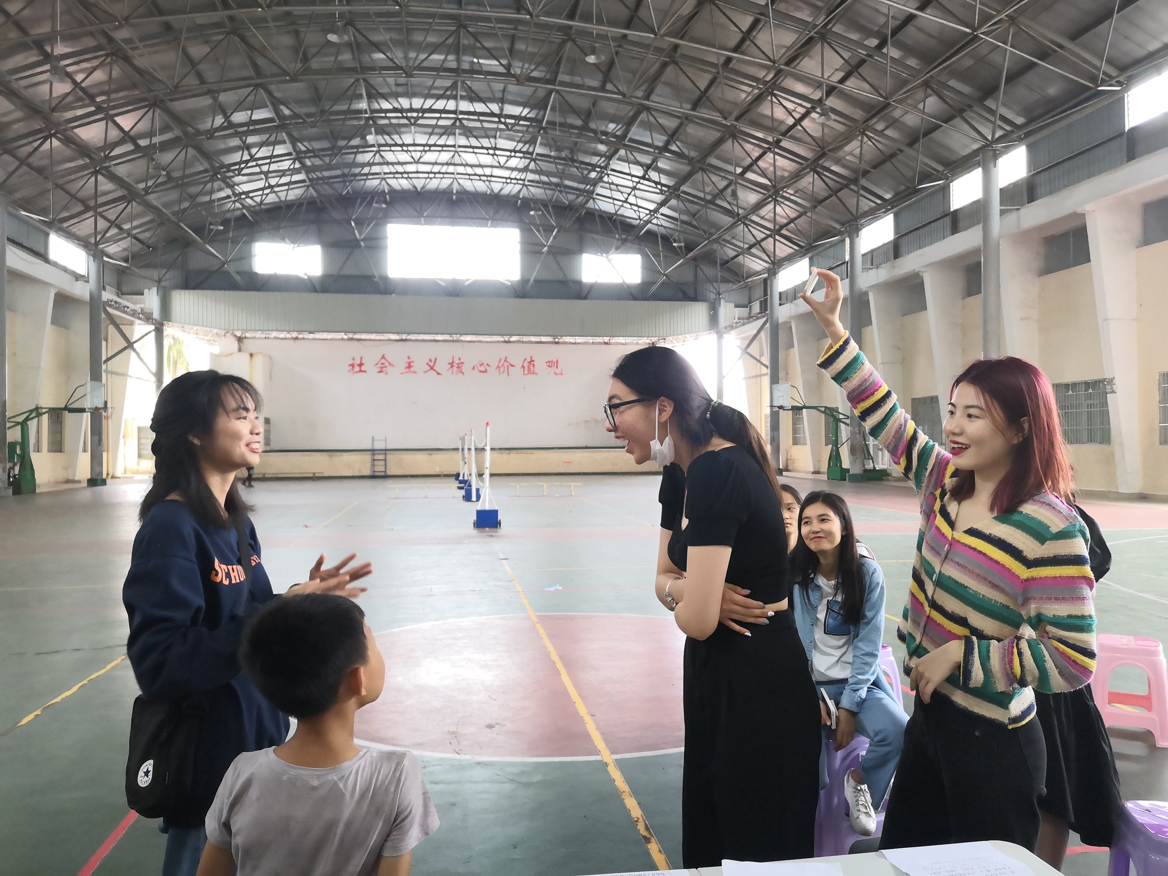 旅游学院举办女生节活动